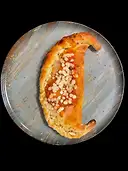 CALZONE DE JAMÓN,  tomate, mozzarella, jamón y oregano