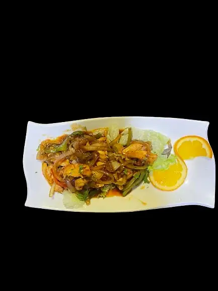 11.Tiras de pollo o ternera con pimientos fritos salteado con salsa dulce y picante